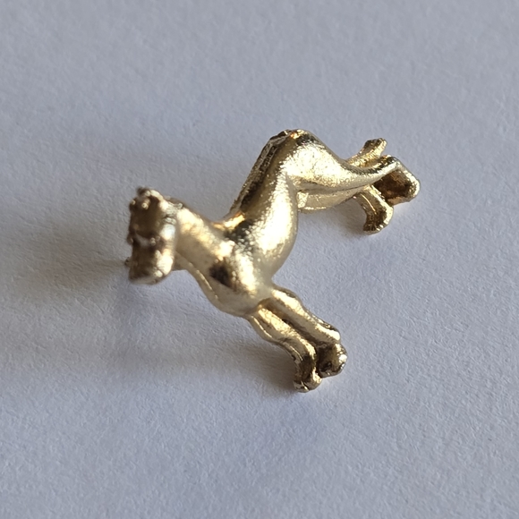 Vintage dog pin lapel brooch gold tone pup puppy canine doberman great dane - Picture 8 of 9